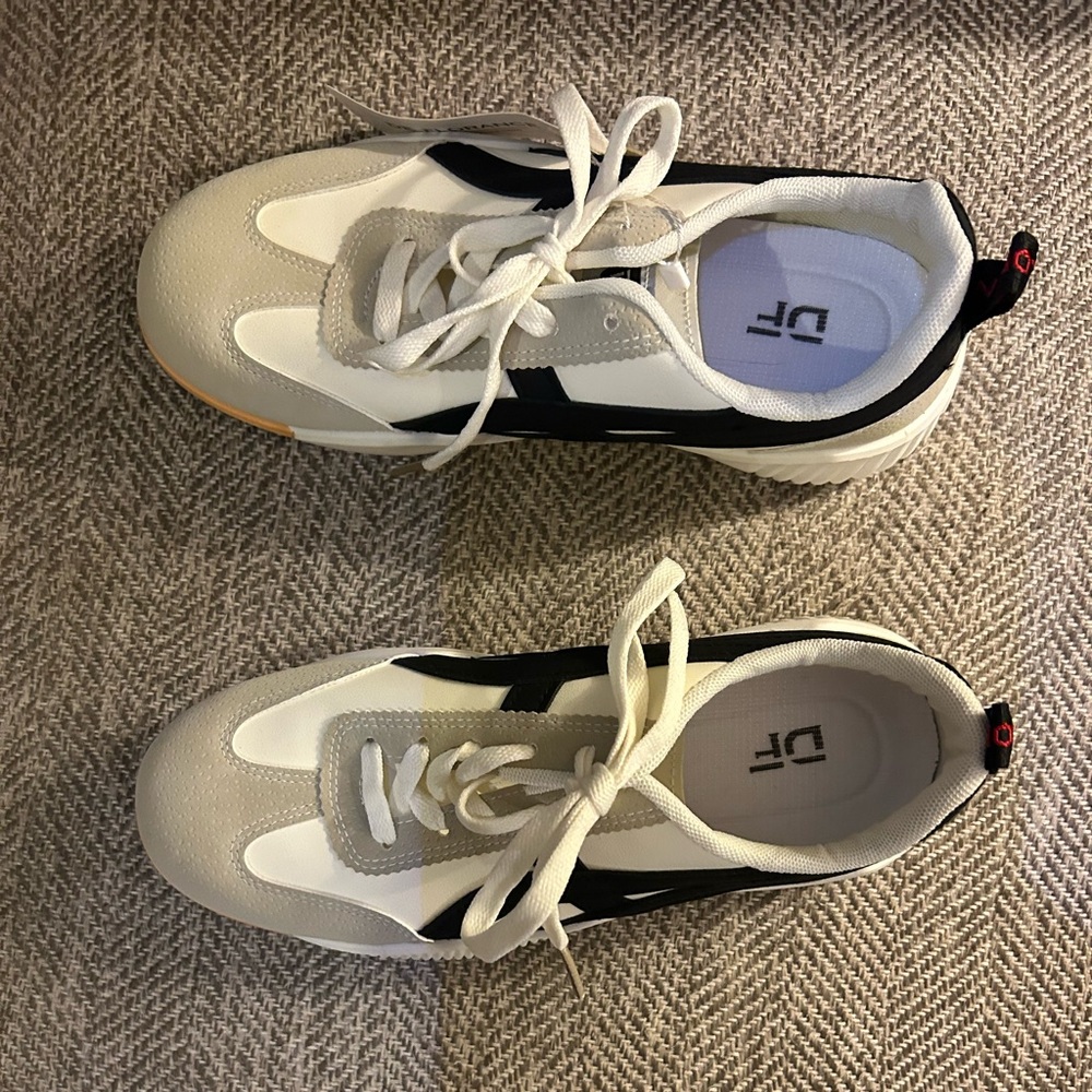 Light Beige and Black Women's Athletic Sneakers - Casual Trainer - Picture 3 of 7